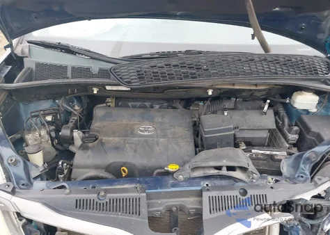 2011 Toyota Sienna Xle z USA, uszkodzony, nr VIN 5TDDK3DC1BS019352